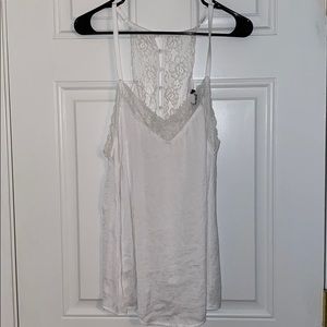 TORRID SIZE 0 WHITE TANK TOP BLOUSE
